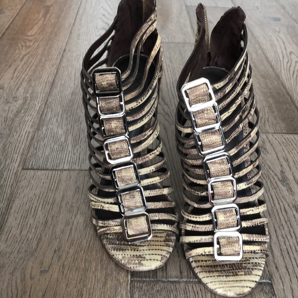 Tory Burch gladiator lizard pattern